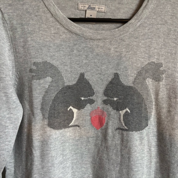 BASS Lightweight Squirrel Sweater - Picture 5 of 9